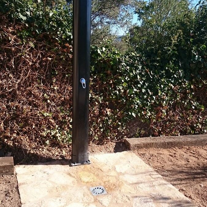 Instalar una ducha solar