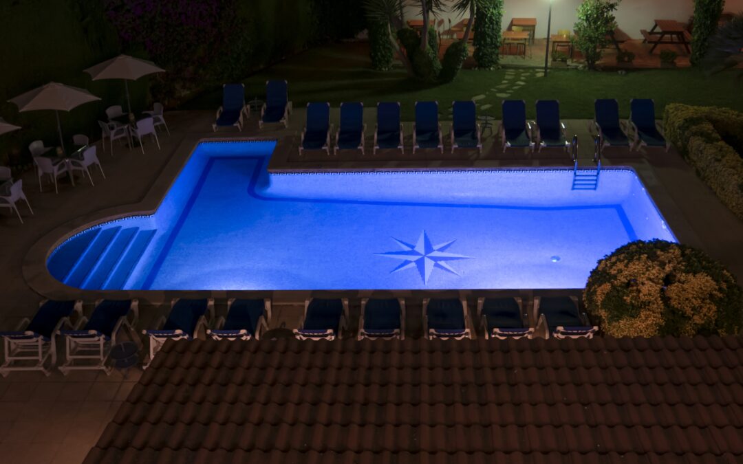 Remplazar Foco de luz en su Piscina (Nicho)